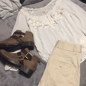 Adorable hollister blouse